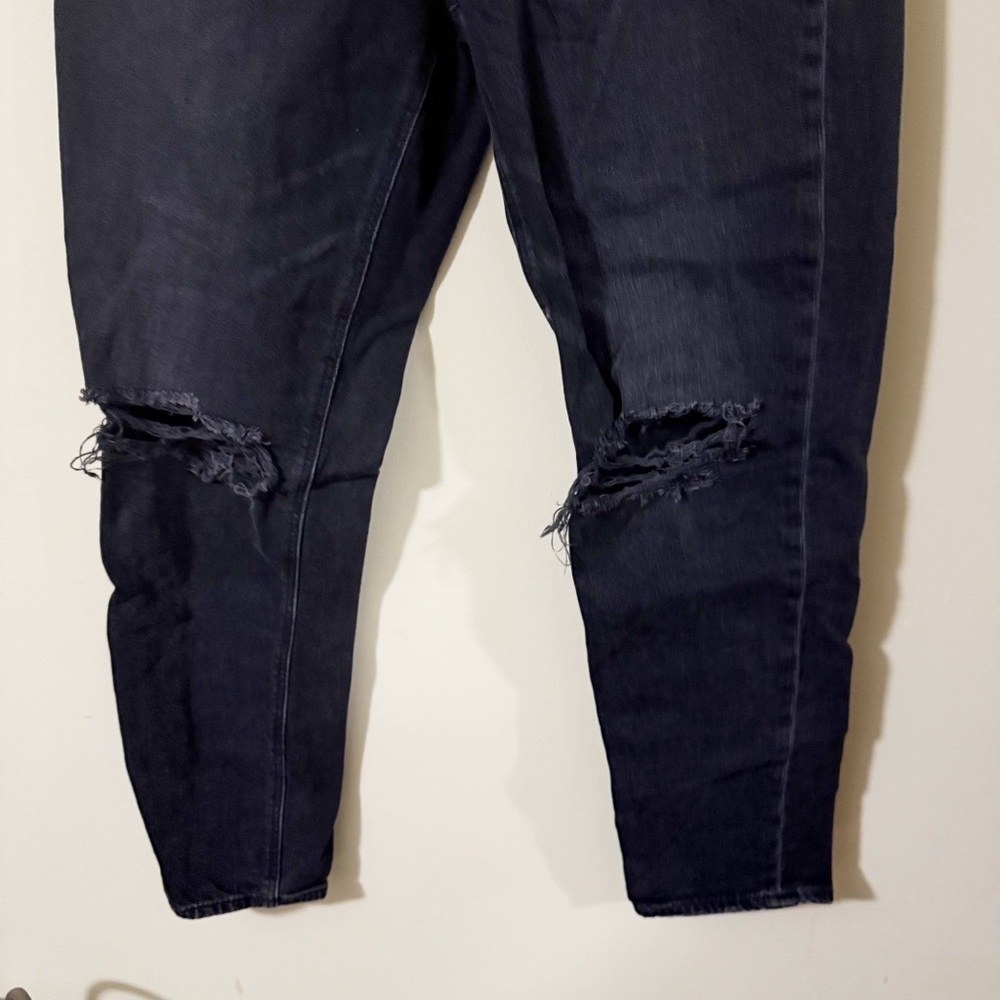 American Eagle Black Mom Jeans Distressed Size 6 Regular Denim - Picture 8 of 8